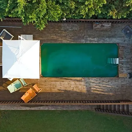 Chalet Relax & Pool 庞贝